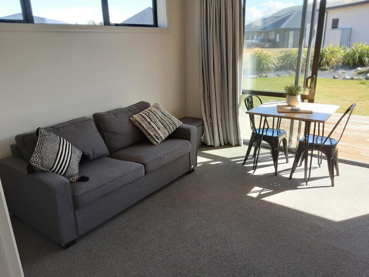 Two Thumbs Unit 2 Apartment Lake Tekapo Luaran gambar
